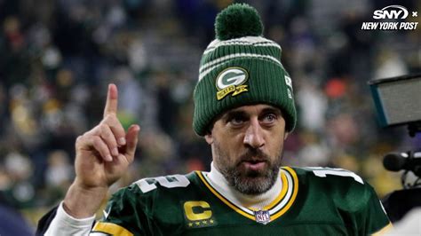 Aaron Rodgers on Pat McAfee Show says his ‘intention’ is to ‘play for the New York Jets’